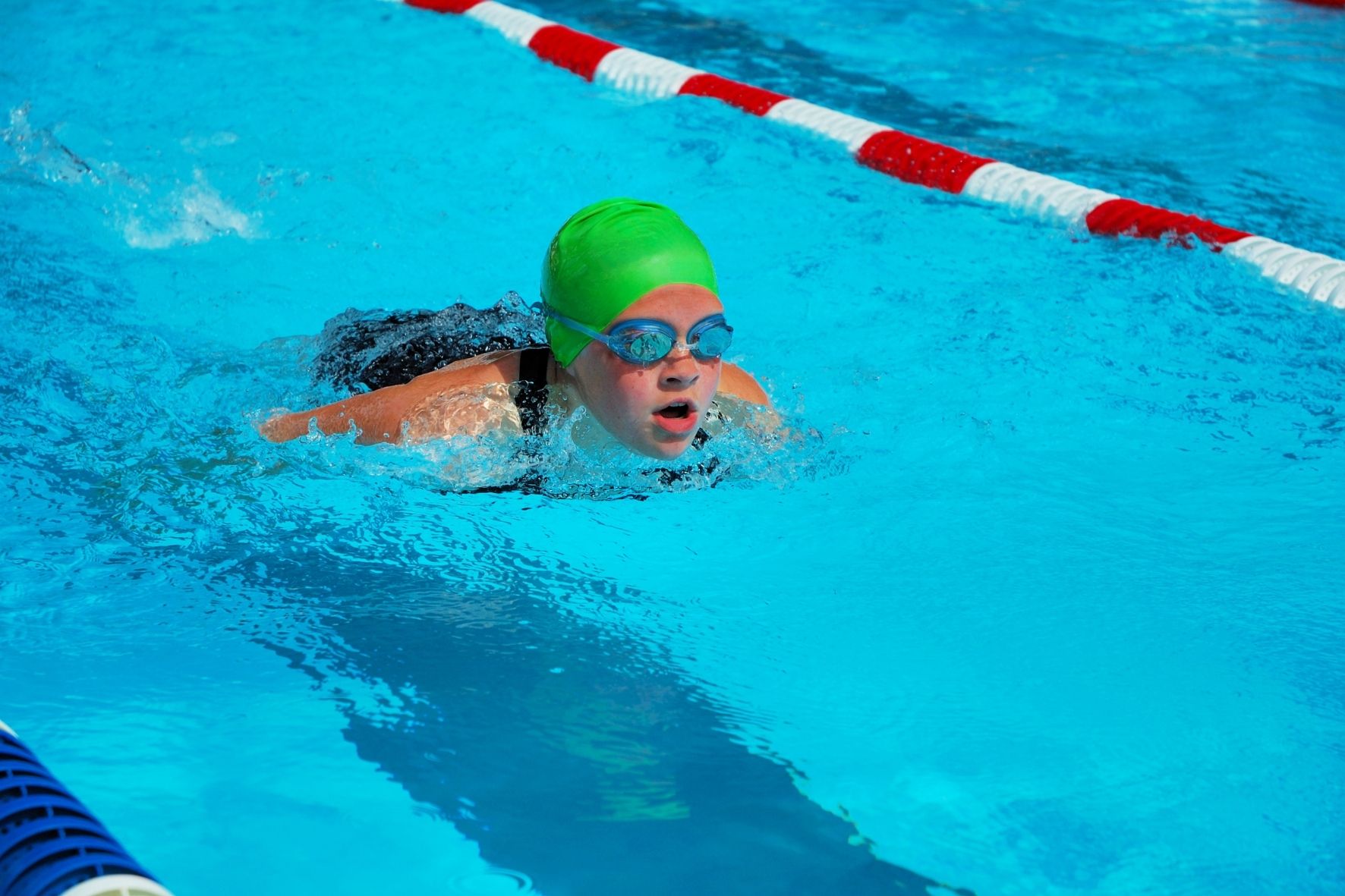 nuoto per ragazzi e teenager