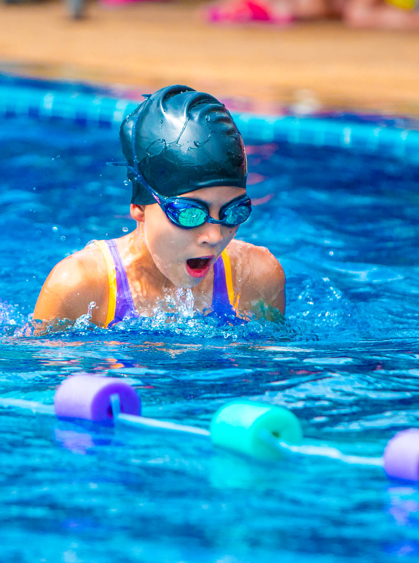 nuoto per ragazzi e teenager